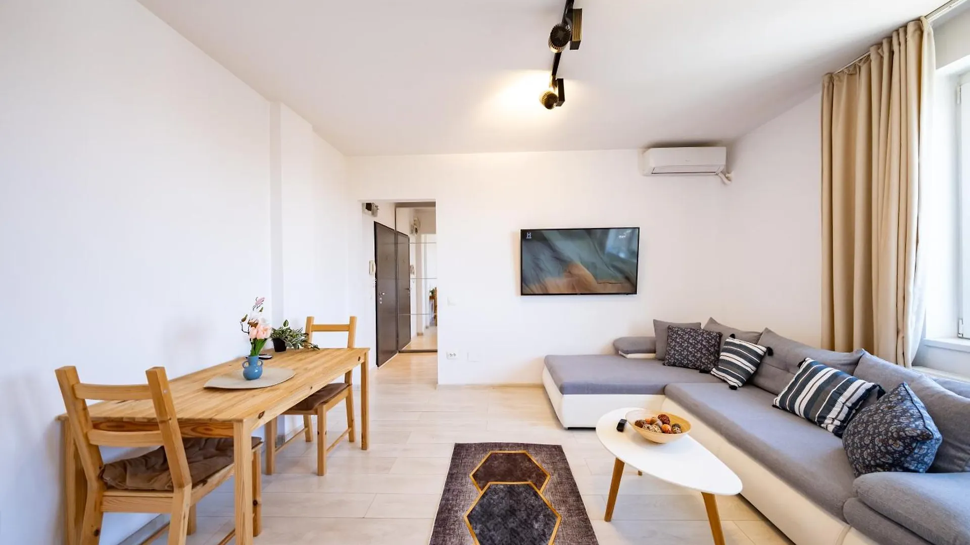 Ultracentral Romana 2 Bucharest Romania